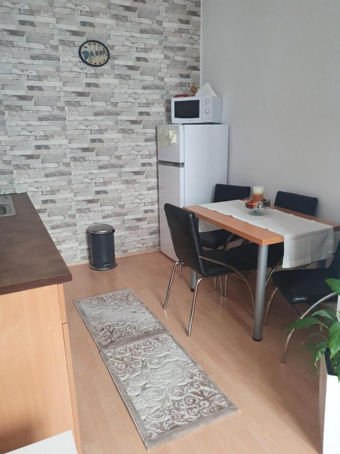 Ferienwohnung Sunset Apartament Brașov Exterior foto